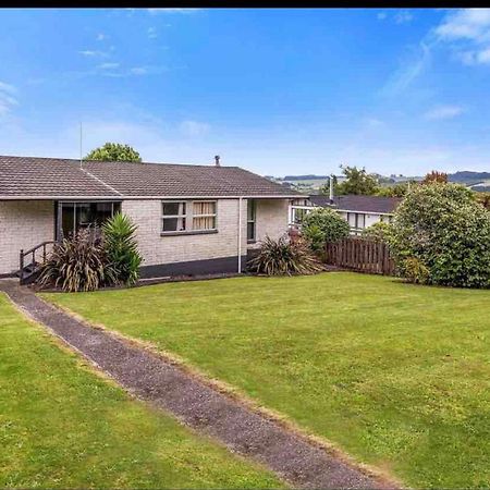 Mountain Top Kiwi Star Holiday Home Rotorua Extérieur photo